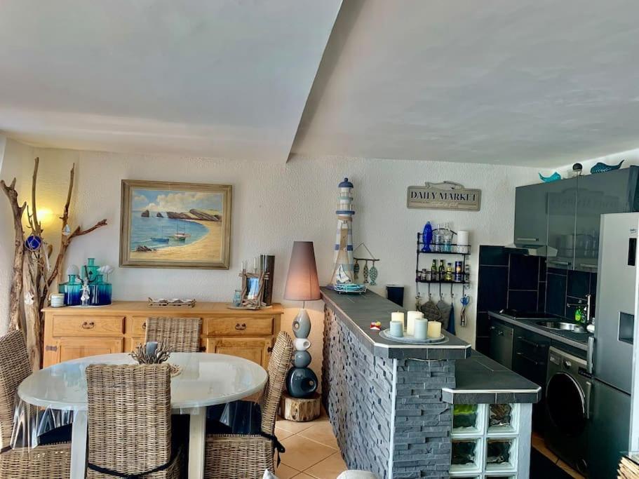 Appartement Vue Mer - Rdc - Parking Prive - Meuble Tourisme 4 Etoiles Agde Extérieur photo